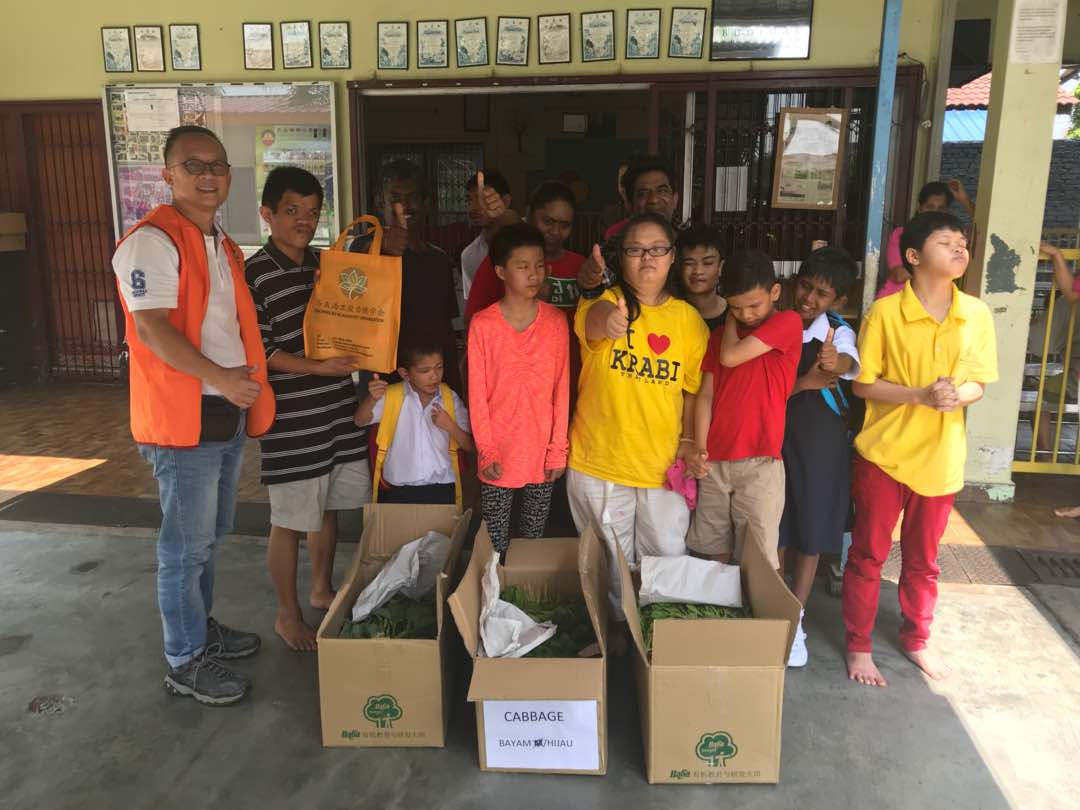 Malaysia Bo Re Buddhist Organization Charity Organic Vegetable Donation 19